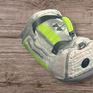 Under Armour Undeniable duffel bag in white
